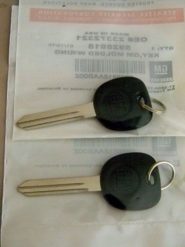 Gm chevy gmc truck key blanks (2) plastic head originals - new style small hole