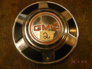 1981 gmc 3/4 ton  hubcap hub cap
