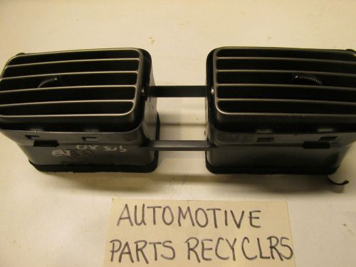 Subaru forester ac vent center 2008