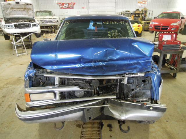 1997 chevy 2500 pickup rear seat belt & retractor only lh driver blue