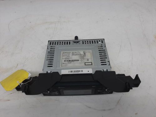 2015 renault kangoo ii oem radio/cd/stereo head unit no code available