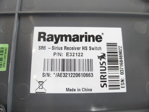 Raymarine sr6 sirius sat wx/xm receiver &amp; hs switch w/accessories e32122 tested!