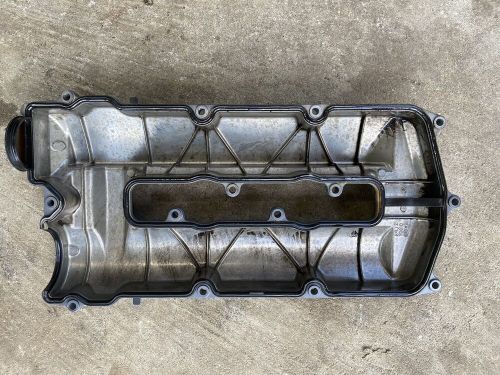 Yamaha 225 hp 4 stroke cylinder head cover 2 pn 69j-11192-00-1s