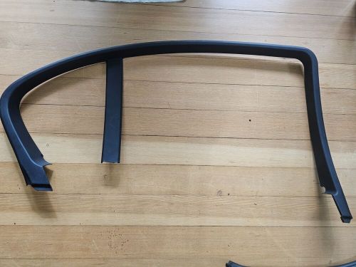 Bmw e60 rear driver side glass (x2) &amp; trim (interior &amp; exterior) 2008 5-series