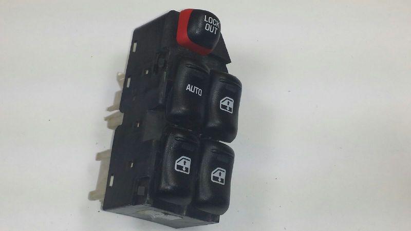 Good used condition 1997-2004 chevy malibu olds cutlass master window switch