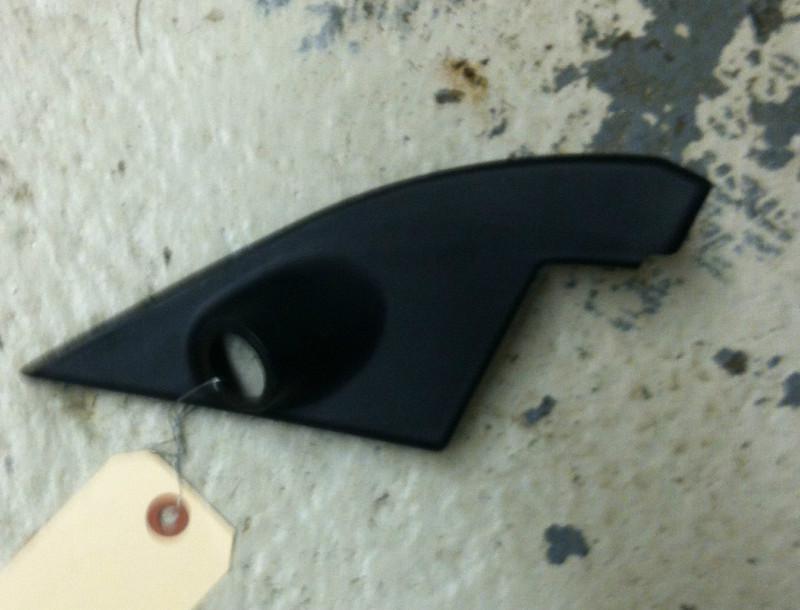 2004 kia rio drivers side interior mirror trim