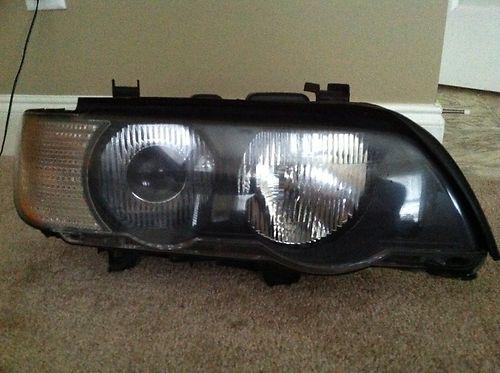 2003 bmw x5 3.0i oem pair of headlights