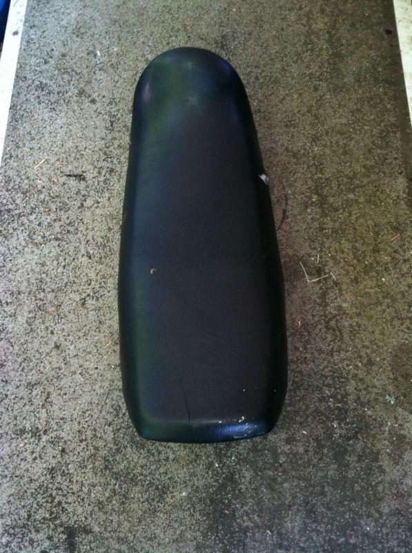 84  kawasaki  gpz seat 