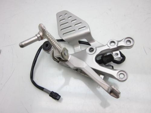 06 07 08 09 10 11 yzf r6 yzf-r6 right rearset rear set brake footpeg peg