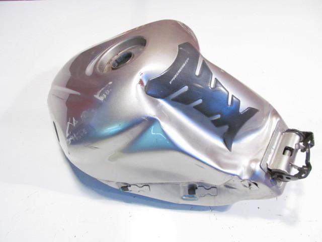 Yamaha yzf-r1 r1 2003-03 gas tank (fuel tank) 120646