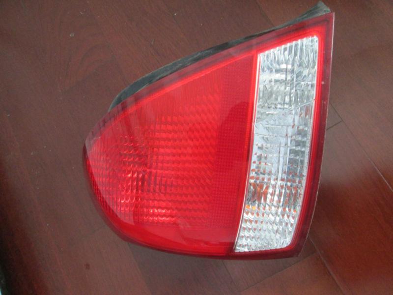 01 02 03  hyundai elantra -driver side tail light lh