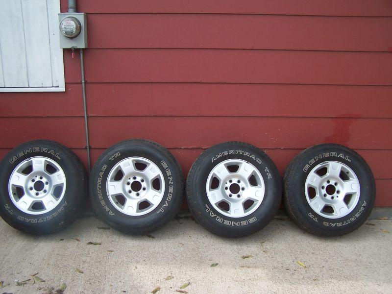 P255/70 r 17  wheels & tires used off 2004 ford  4x4 