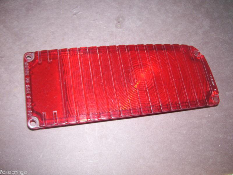 1965 olds 88 tail light lens -  rh upper / lh lower - guide 35  5956255  -  o61