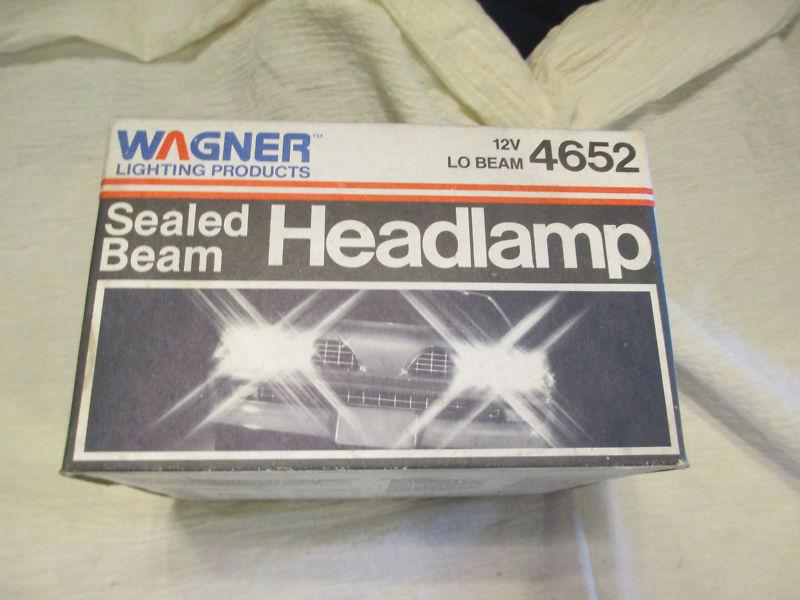 Nos nib wagner lighting products 12v lo beam 4652 sealed beam headlamp