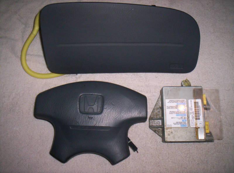 00 honda accord air bags w/modual ( set - no reserve !! )