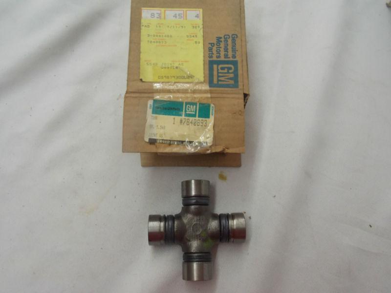 2002 2003 chevrolet gmc suv nos propeller shaft universal joint 7840893 nr!!!