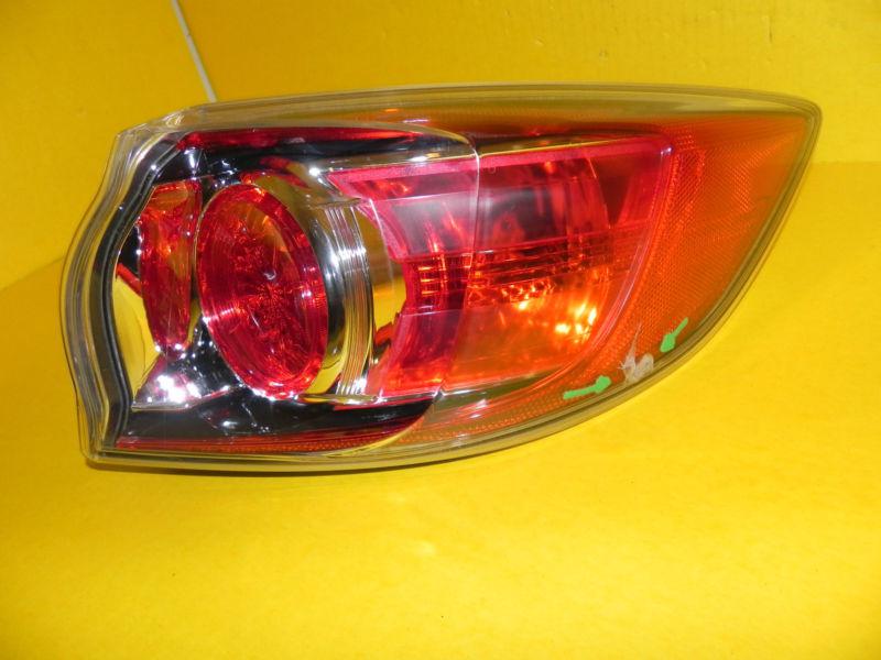 10 11 mazda 3 hatchback right passenger tail light oem 2010 2011