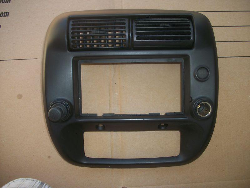 Ford explorer ranger mazda center radio dash bezel trim vent air control cover