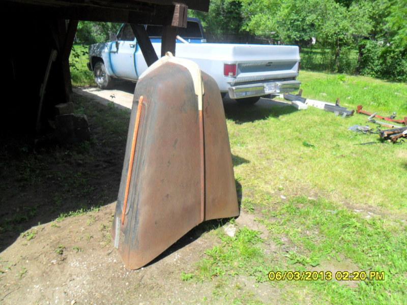 Old ford oem hood, hood fits 1942-47 ford truck,front emblem is hood release!