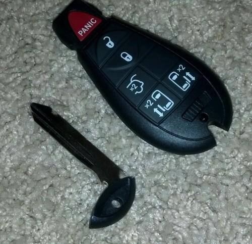 Oem new chrysler town and country van key remote fobik keyless transmitter prox 