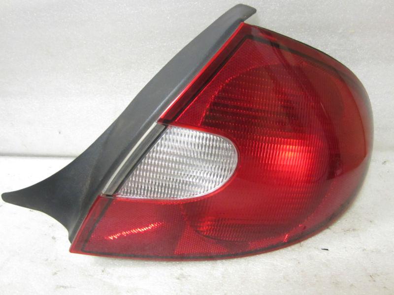 00 01 02 dodge neon tail light right