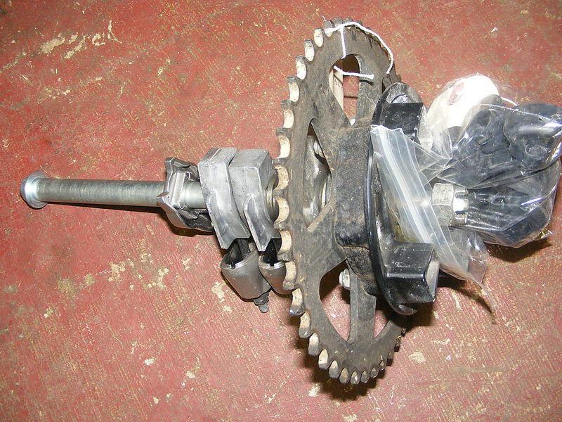 09 kawasaki ex650c rear hub assembly   890 miles