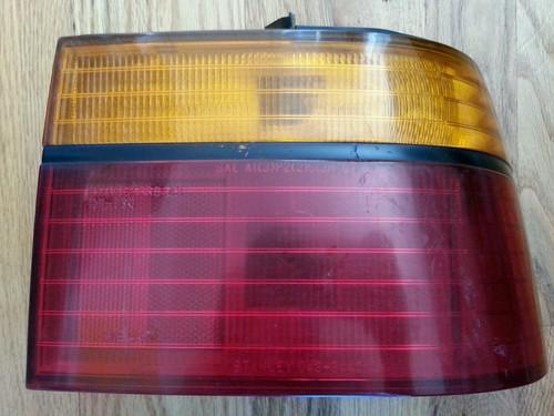 1990-91 honda accord right corner tail light 