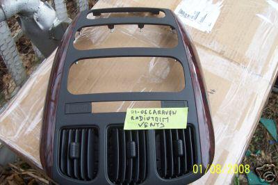 05 - dodge-chrysler -  radio trim & vents ( wood  trim)