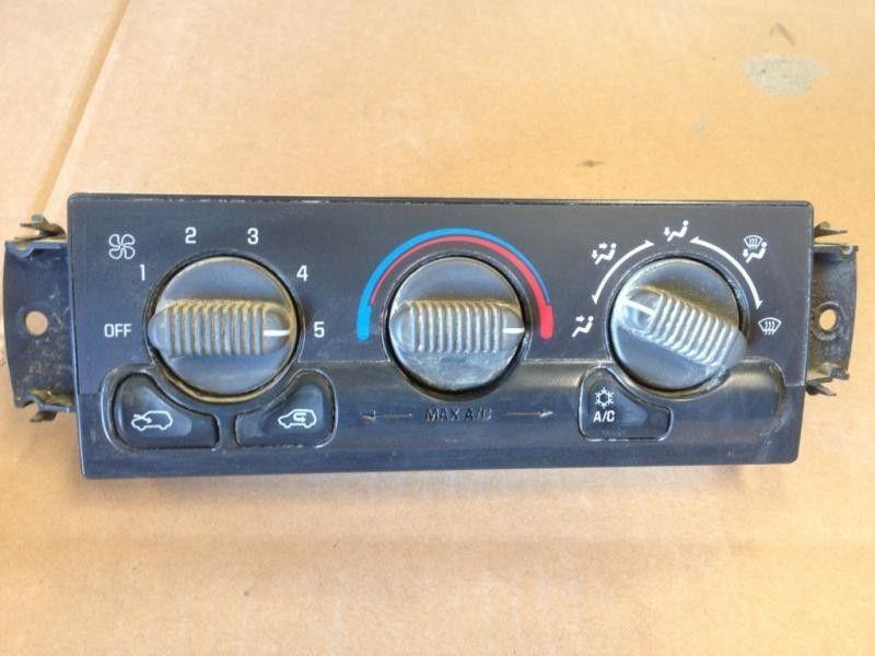 99 00 01 02 silverado 2500 manual ac temperature control w/o rear defrost (c60)