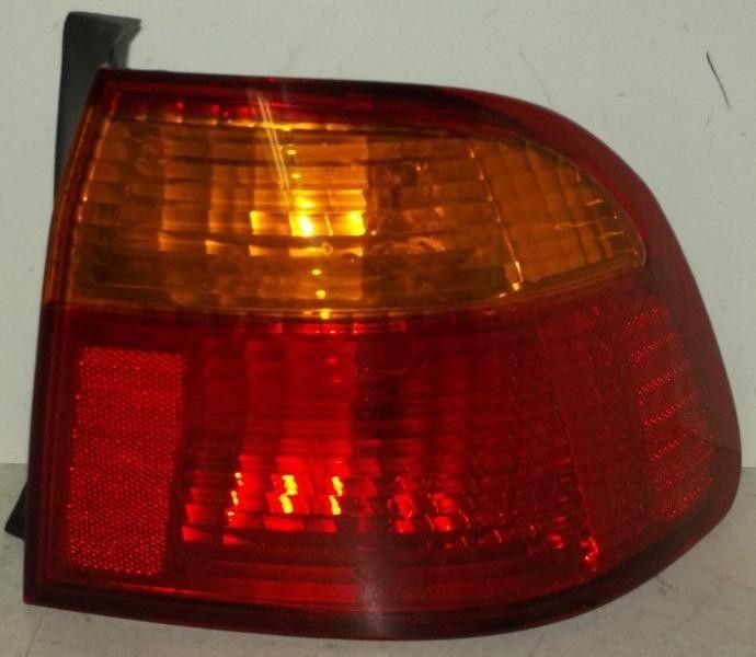 99 00 honda civic passenger tail light sdn qtr mtd 1279525