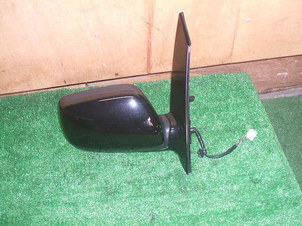 Toyota ipsum 2002 right side mirror assembly [1013500]