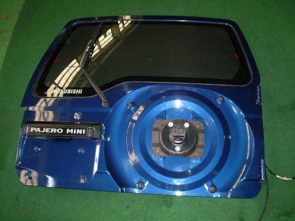 Mitsubishi pajero mini 1994 back door assembly [0615800]