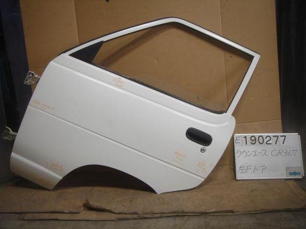 Toyota townace 1995 front left door assembly [7713200]