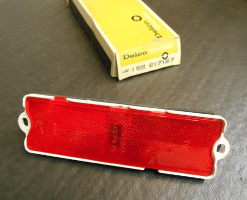 Nos 1970 chevrolet chevy kingswood brookwood station wagon side marker lamp 70