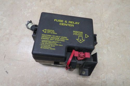 01-06 chrysler sebring 2.7l convertible engine fuse relay center box *a