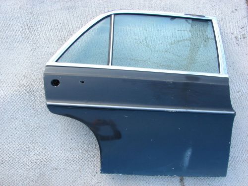 Mercedes 300sel 109 6.3 3.5 4.5 4 sedan oem rear right door rust-free very good