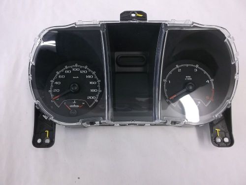 Oem gm speedometer instrument cluster panel km/h  897555280   a2c38132300