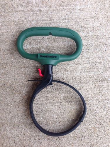 Reusable hose/cable/rope clamp with handle