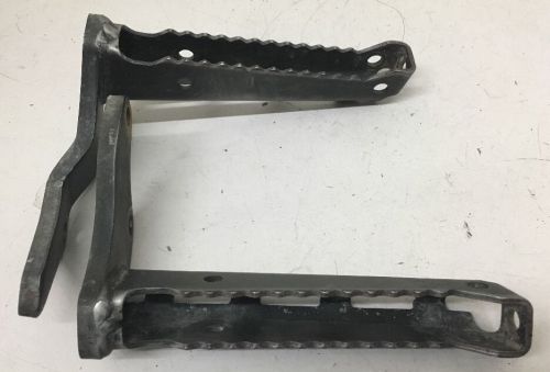 Yamaha banshee foot pegs. left right. oem.