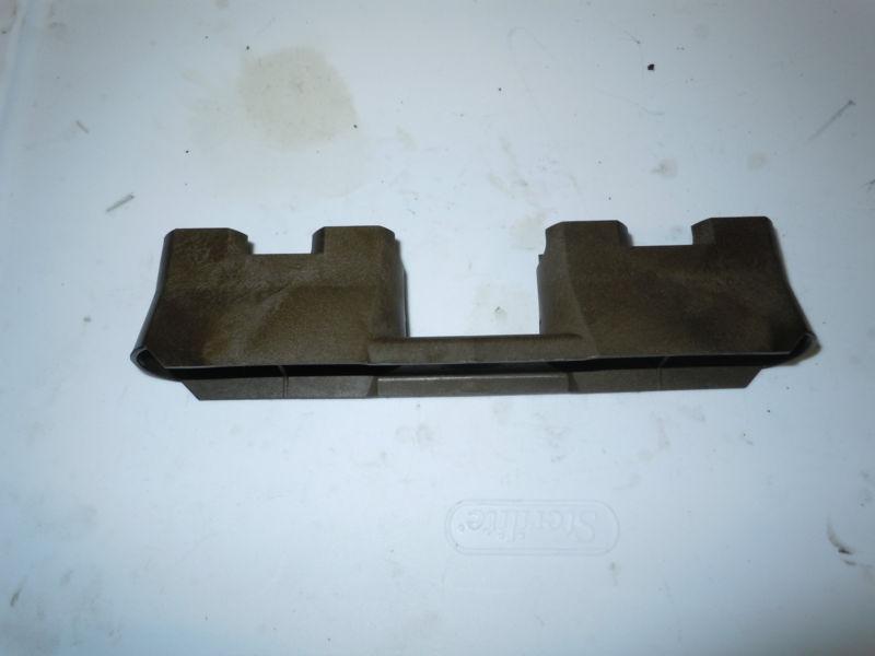  lifter retainer 2003 ford powerstroke f-250 6.0 6.0l used nice condition