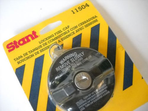 Stant locking fuel cap 11504 new in package sealed 2 keys