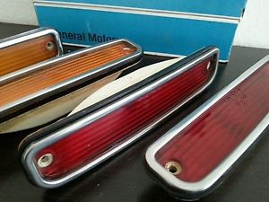 1973-1980 red &amp; yellow gm/chevrolet pickup side marker lamps/light set lot of 4