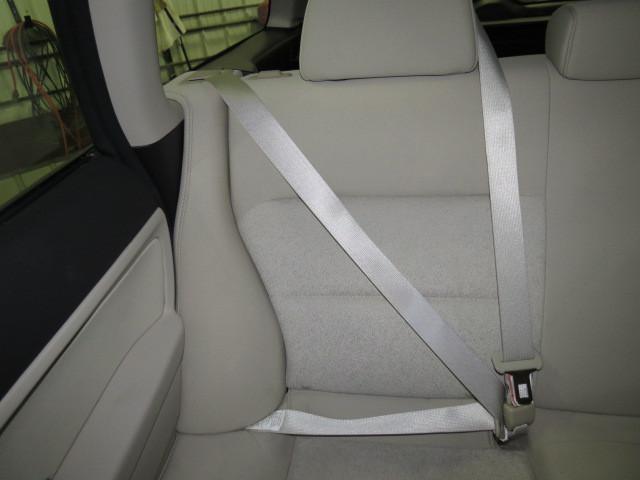 2008 subaru legacy rear seat belt & retractor only rh passenger tan