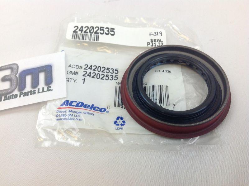 General motors 4 speed 4l60/4l65e transmission cover fluid seal new oem 24202535