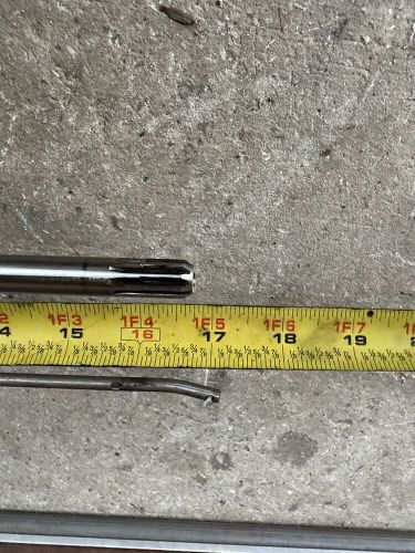 Mercury 25hp 2 stroke oem normal short shaft lower unit 1665-8668-c2 bent shaft