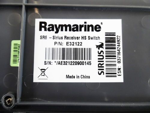 Raymarine sr6 sirius sat wx/xm receiver &amp; hs switch w/accessories - e32122.