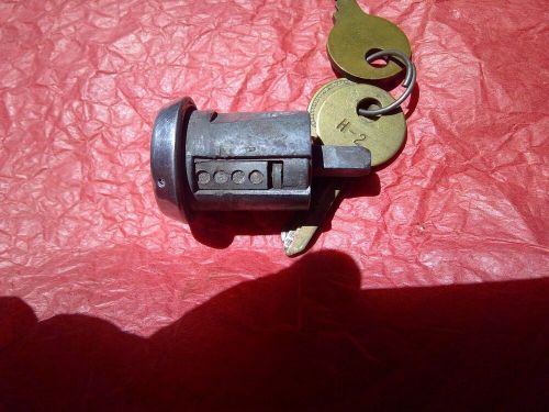 Original 1932 ford door cylinder lock w 3 keys 32 rat street hot rod trog scta