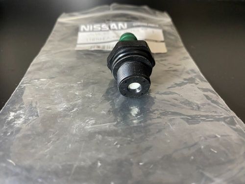 Genuine nissan pcv valve 11810-ea200