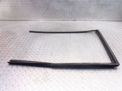 2000 96-02 toyota 4 runner limited right rear door window seal channel passenger