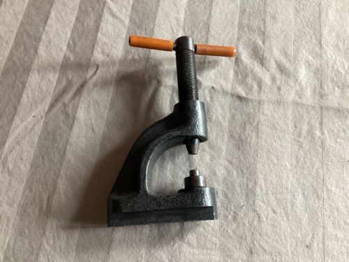 Aircraft brake rivet tool with insert.